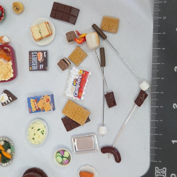 71 Piece Doll House Miniature Food Snack Dishes Lot - Picture 3 of 10